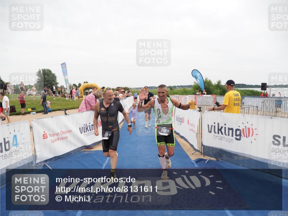 22.06.2025 - Viking Triathlon MichiJ http://msf.ph/oto/8131611 22.06.2025 15:40:01 Ziel 170, 180, 248 meine-sportfotos.de