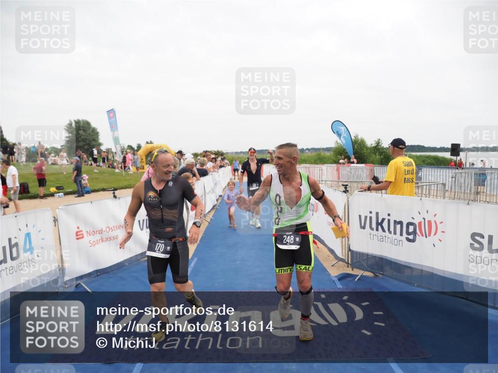 22.06.2025 - Viking Triathlon MichiJ http://msf.ph/oto/8131614 22.06.2025 15:40:02 Ziel 170, 180, 248 meine-sportfotos.de