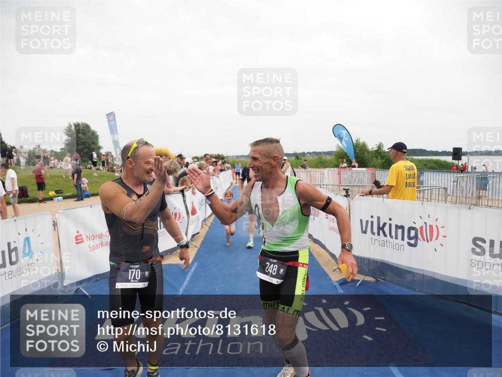 22.06.2025 - Viking Triathlon MichiJ http://msf.ph/oto/8131618 22.06.2025 15:40:02 Ziel 170, 180, 248 meine-sportfotos.de