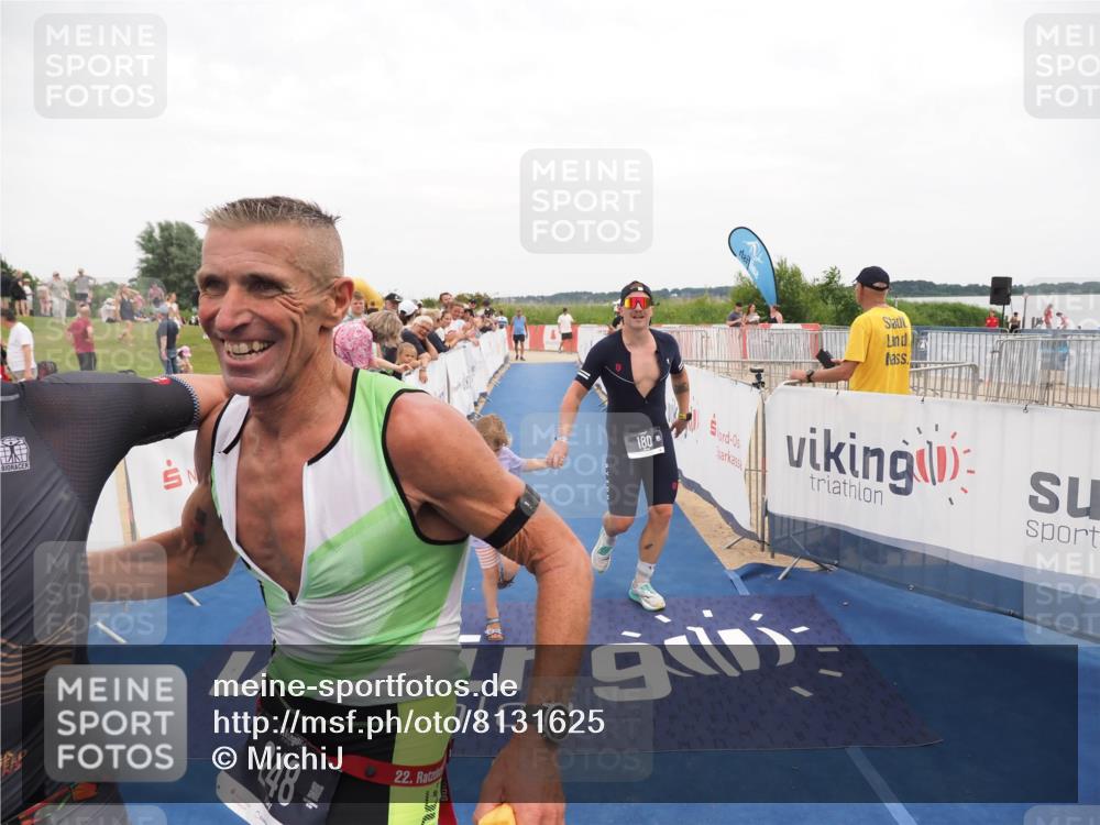 22.06.2025 - Viking Triathlon MichiJ http://msf.ph/oto/8131625 22.06.2025 15:40:03 Ziel 170, 180, 248 meine-sportfotos.de