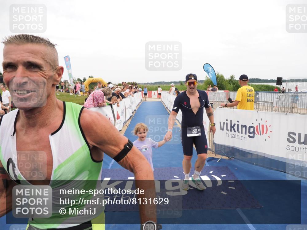 22.06.2025 - Viking Triathlon MichiJ http://msf.ph/oto/8131629 22.06.2025 15:40:04 Ziel 170, 180, 248 meine-sportfotos.de