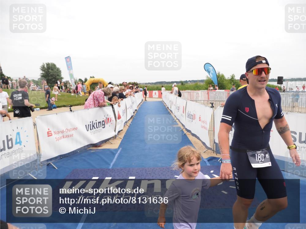 22.06.2025 - Viking Triathlon MichiJ http://msf.ph/oto/8131636 22.06.2025 15:40:05 Ziel 170, 180, 248 meine-sportfotos.de