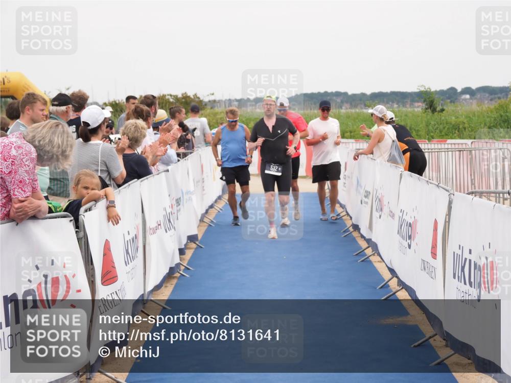 22.06.2025 - Viking Triathlon MichiJ http://msf.ph/oto/8131641 22.06.2025 15:40:15 Ziel 532, 644 meine-sportfotos.de