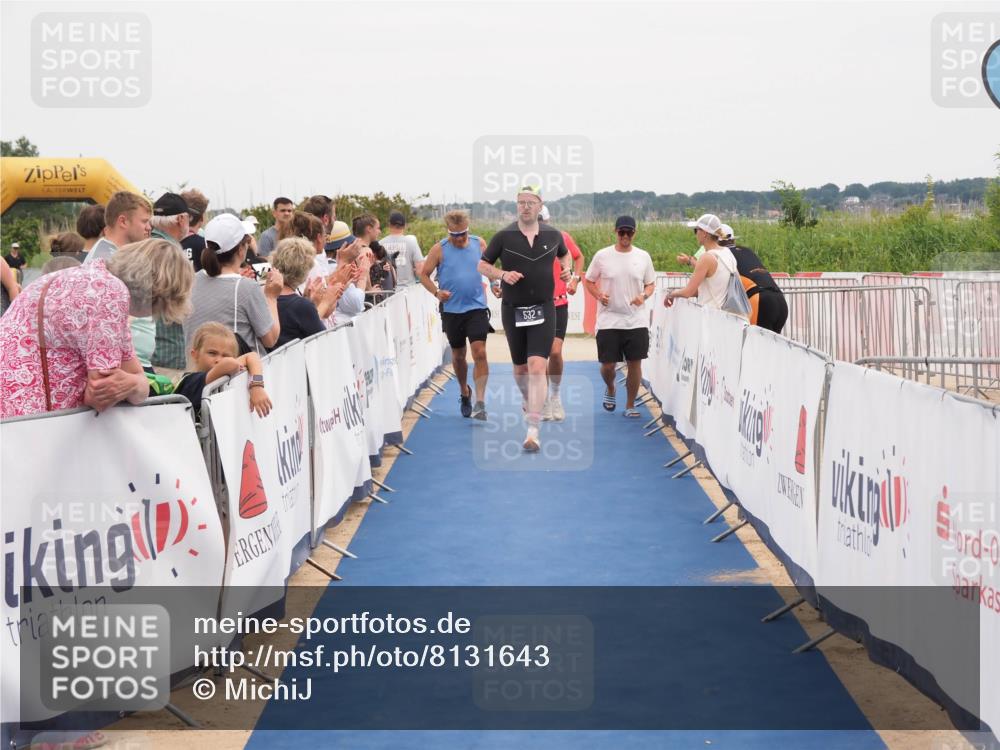 22.06.2025 - Viking Triathlon MichiJ http://msf.ph/oto/8131643 22.06.2025 15:40:15 Ziel 532, 644 meine-sportfotos.de