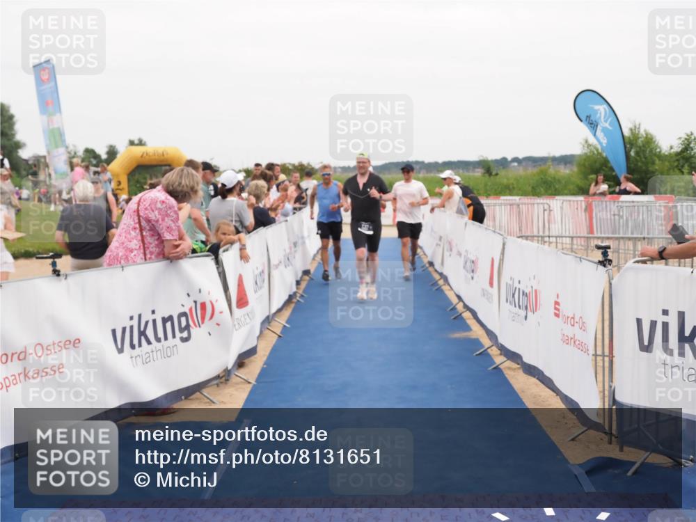 22.06.2025 - Viking Triathlon MichiJ http://msf.ph/oto/8131651 22.06.2025 15:40:16 Ziel 532, 644 meine-sportfotos.de