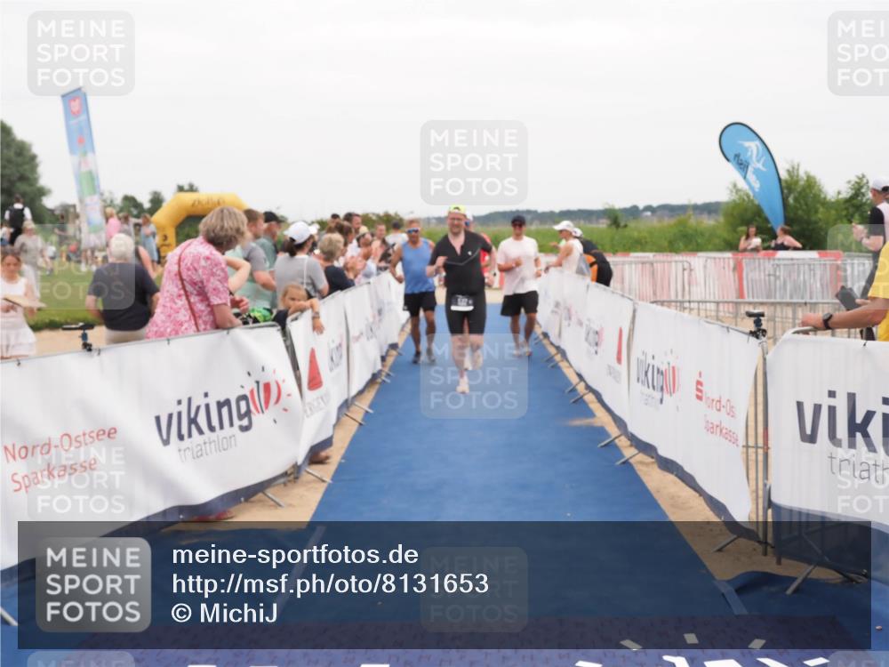22.06.2025 - Viking Triathlon MichiJ http://msf.ph/oto/8131653 22.06.2025 15:40:16 Ziel 532, 644 meine-sportfotos.de