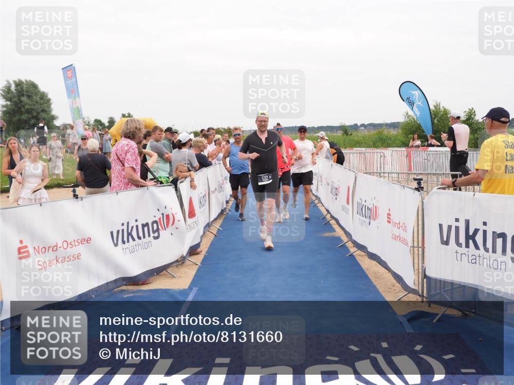 22.06.2025 - Viking Triathlon MichiJ http://msf.ph/oto/8131660 22.06.2025 15:40:17 Ziel 532, 644 meine-sportfotos.de