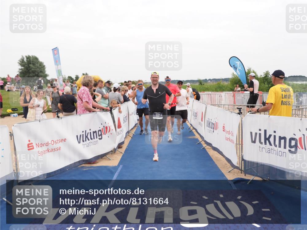 22.06.2025 - Viking Triathlon MichiJ http://msf.ph/oto/8131664 22.06.2025 15:40:18 Ziel 532, 644 meine-sportfotos.de