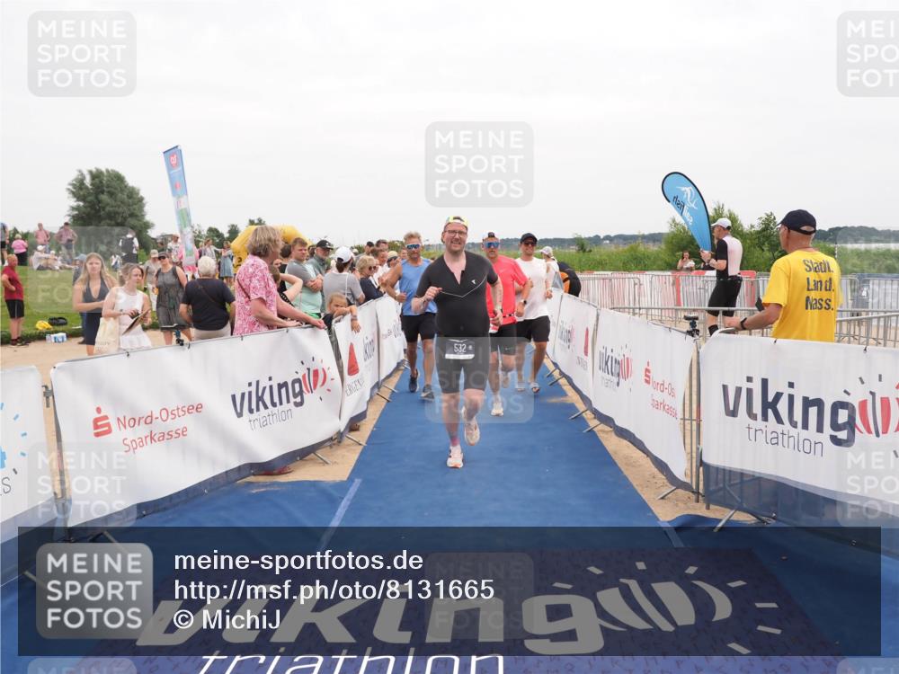 22.06.2025 - Viking Triathlon MichiJ http://msf.ph/oto/8131665 22.06.2025 15:40:18 Ziel 532, 644 meine-sportfotos.de