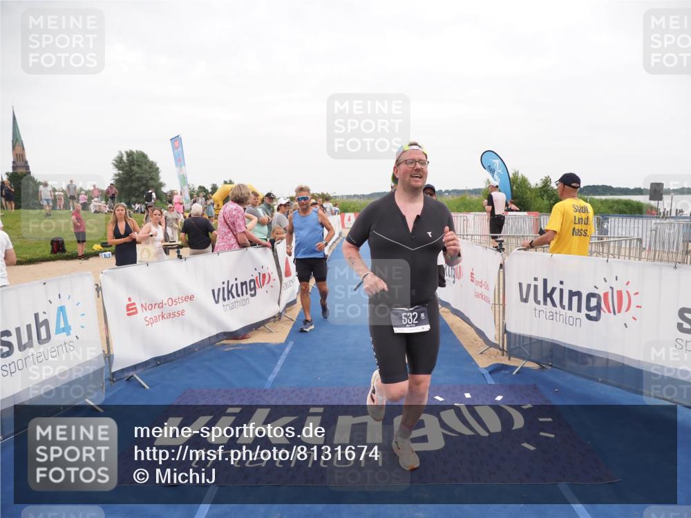22.06.2025 - Viking Triathlon MichiJ http://msf.ph/oto/8131674 22.06.2025 15:40:19 Ziel 532, 644 meine-sportfotos.de