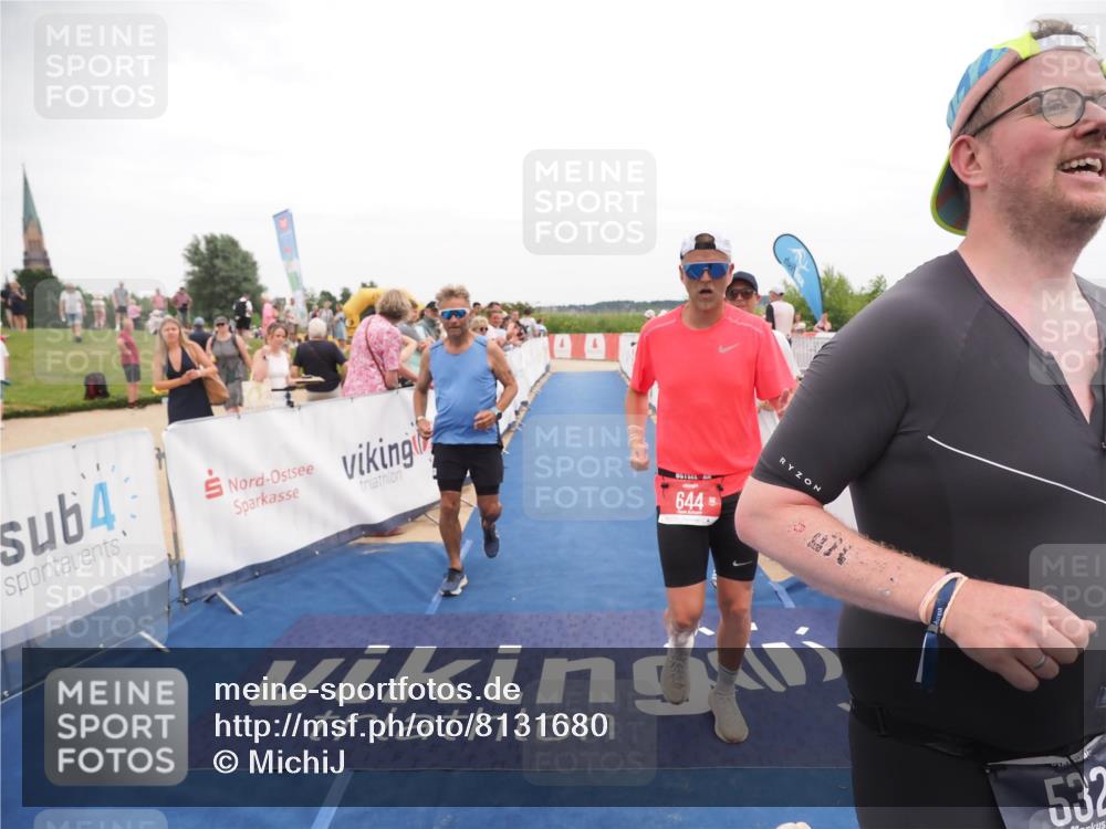 22.06.2025 - Viking Triathlon MichiJ http://msf.ph/oto/8131680 22.06.2025 15:40:20 Ziel 532, 644 meine-sportfotos.de