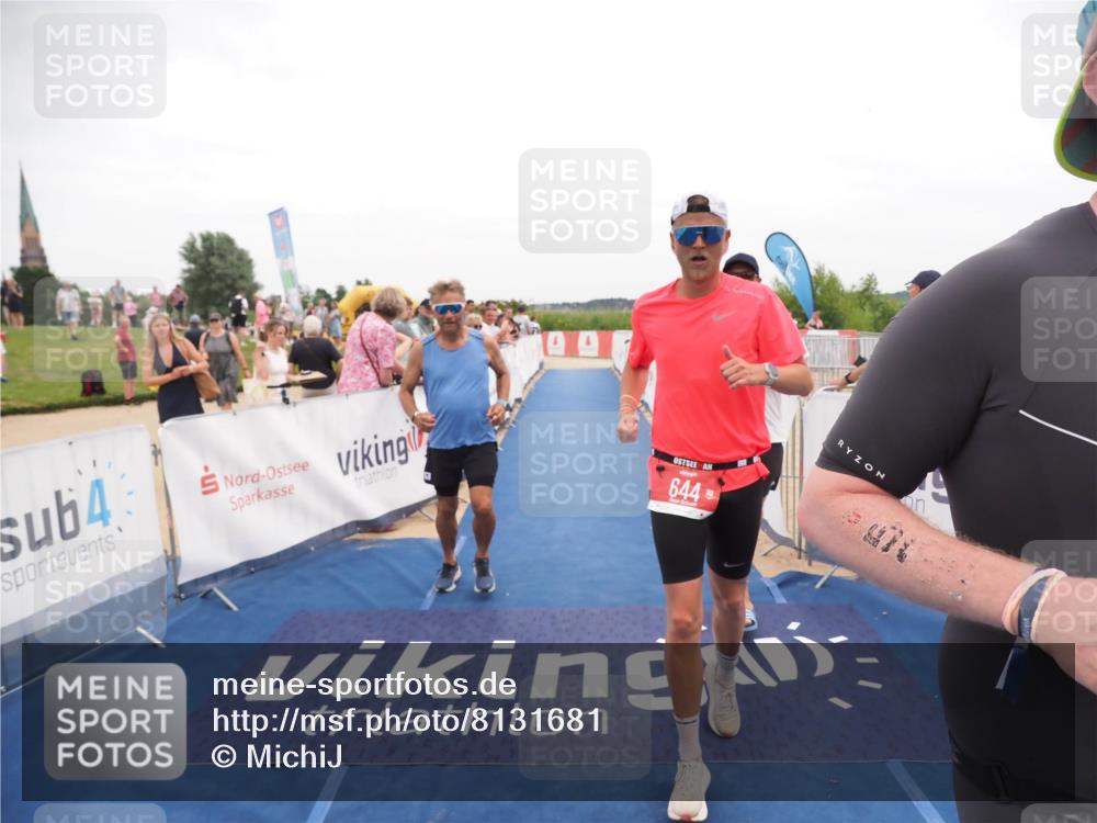 22.06.2025 - Viking Triathlon MichiJ http://msf.ph/oto/8131681 22.06.2025 15:40:20 Ziel 532, 644 meine-sportfotos.de