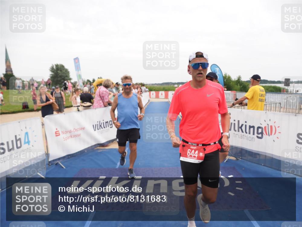 22.06.2025 - Viking Triathlon MichiJ http://msf.ph/oto/8131683 22.06.2025 15:40:20 Ziel 532, 644 meine-sportfotos.de