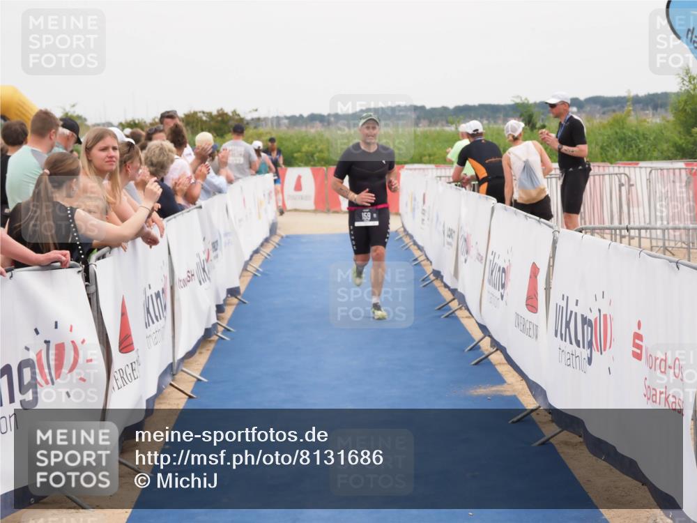 22.06.2025 - Viking Triathlon MichiJ http://msf.ph/oto/8131686 22.06.2025 15:40:42 Ziel 159, 437 meine-sportfotos.de