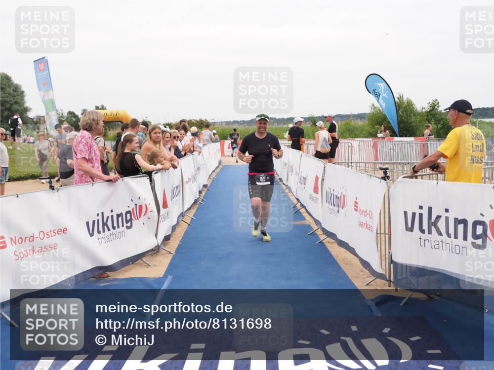 22.06.2025 - Viking Triathlon MichiJ http://msf.ph/oto/8131698 22.06.2025 15:40:43 Ziel 159, 437 meine-sportfotos.de