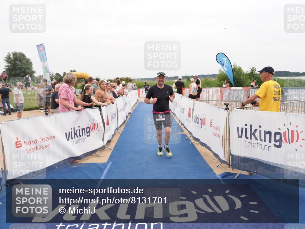 22.06.2025 - Viking Triathlon MichiJ http://msf.ph/oto/8131701 22.06.2025 15:40:44 Ziel 159, 437 meine-sportfotos.de
