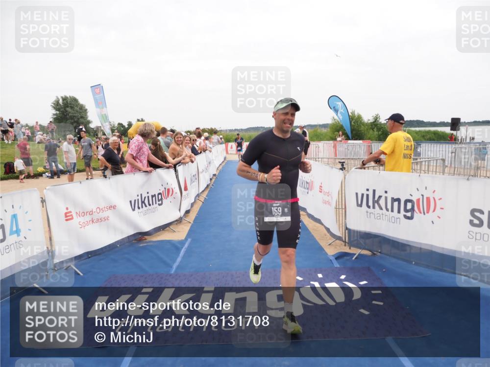 22.06.2025 - Viking Triathlon MichiJ http://msf.ph/oto/8131708 22.06.2025 15:40:45 Ziel 159, 437 meine-sportfotos.de