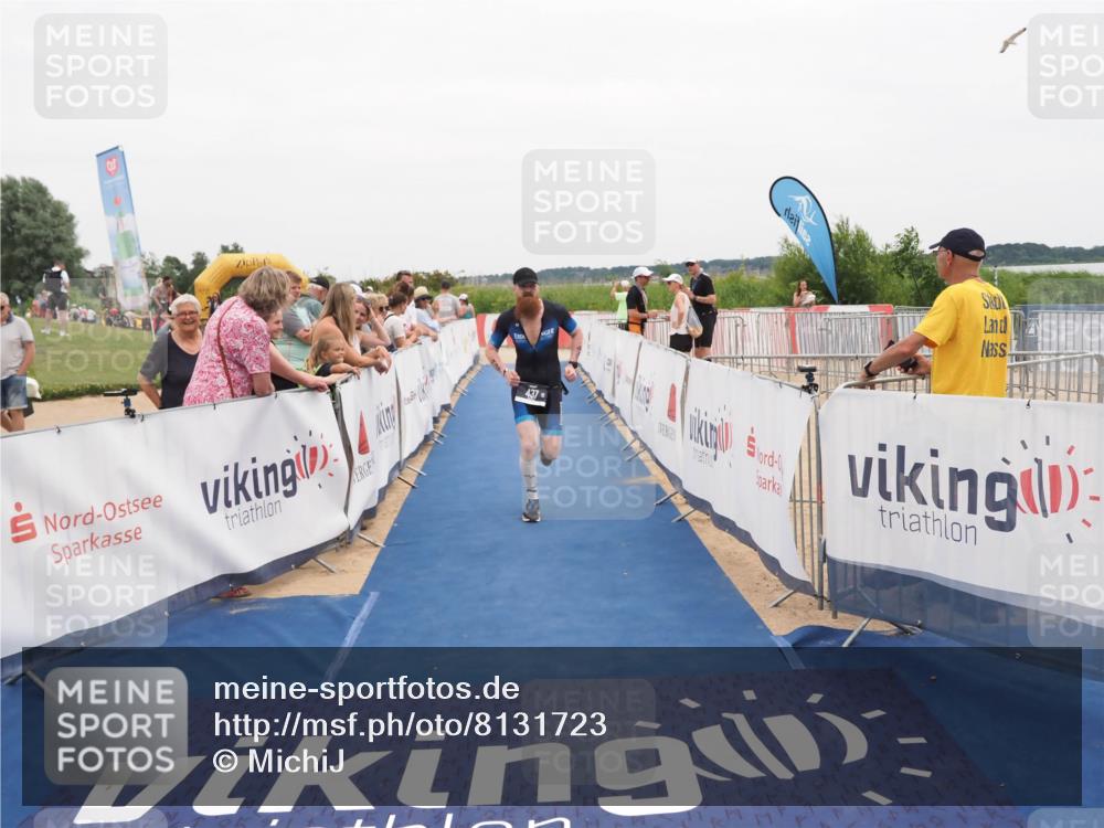 22.06.2025 - Viking Triathlon MichiJ http://msf.ph/oto/8131723 22.06.2025 15:40:48 Ziel 159, 437 meine-sportfotos.de