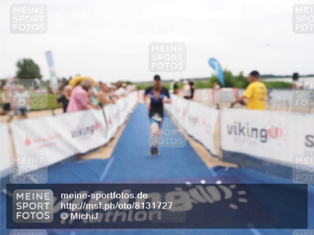 22.06.2025 - Viking Triathlon MichiJ http://msf.ph/oto/8131727 22.06.2025 15:40:49 Ziel 437 meine-sportfotos.de