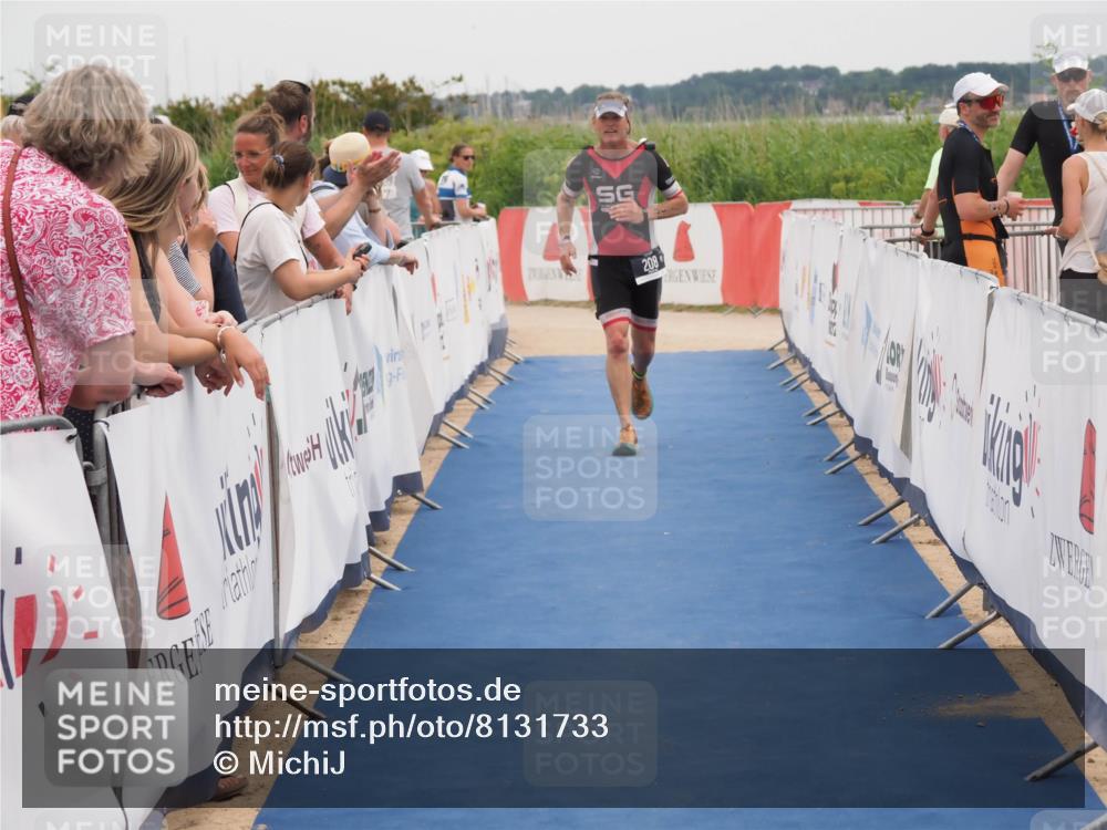 22.06.2025 - Viking Triathlon MichiJ http://msf.ph/oto/8131733 22.06.2025 15:41:19 Ziel 208 meine-sportfotos.de