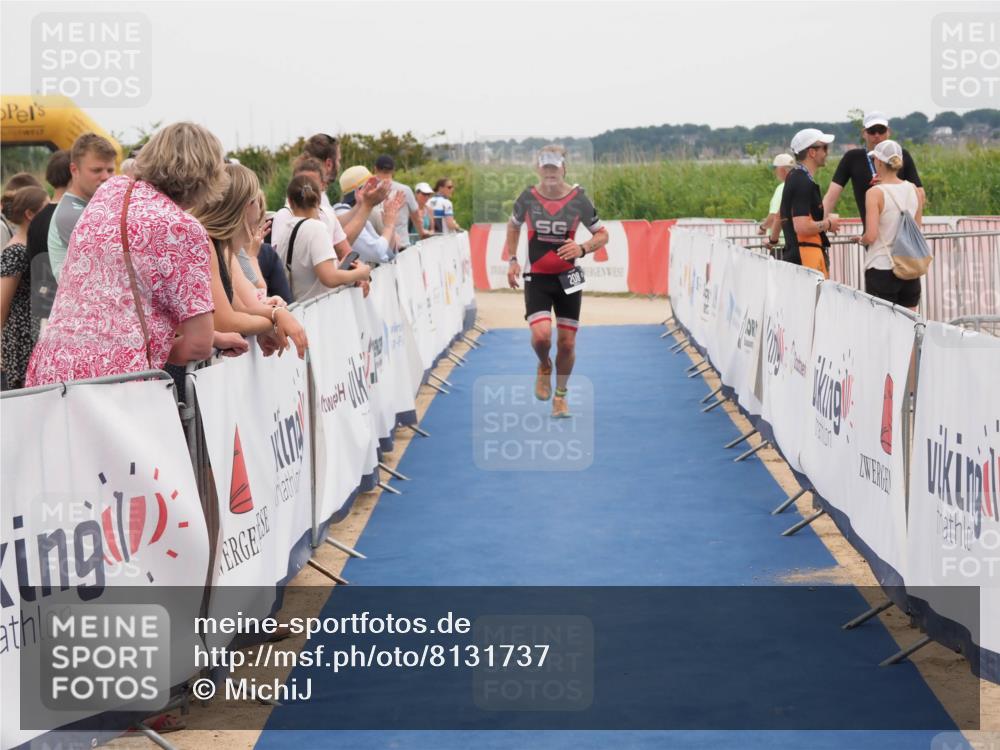 22.06.2025 - Viking Triathlon MichiJ http://msf.ph/oto/8131737 22.06.2025 15:41:19 Ziel 208 meine-sportfotos.de