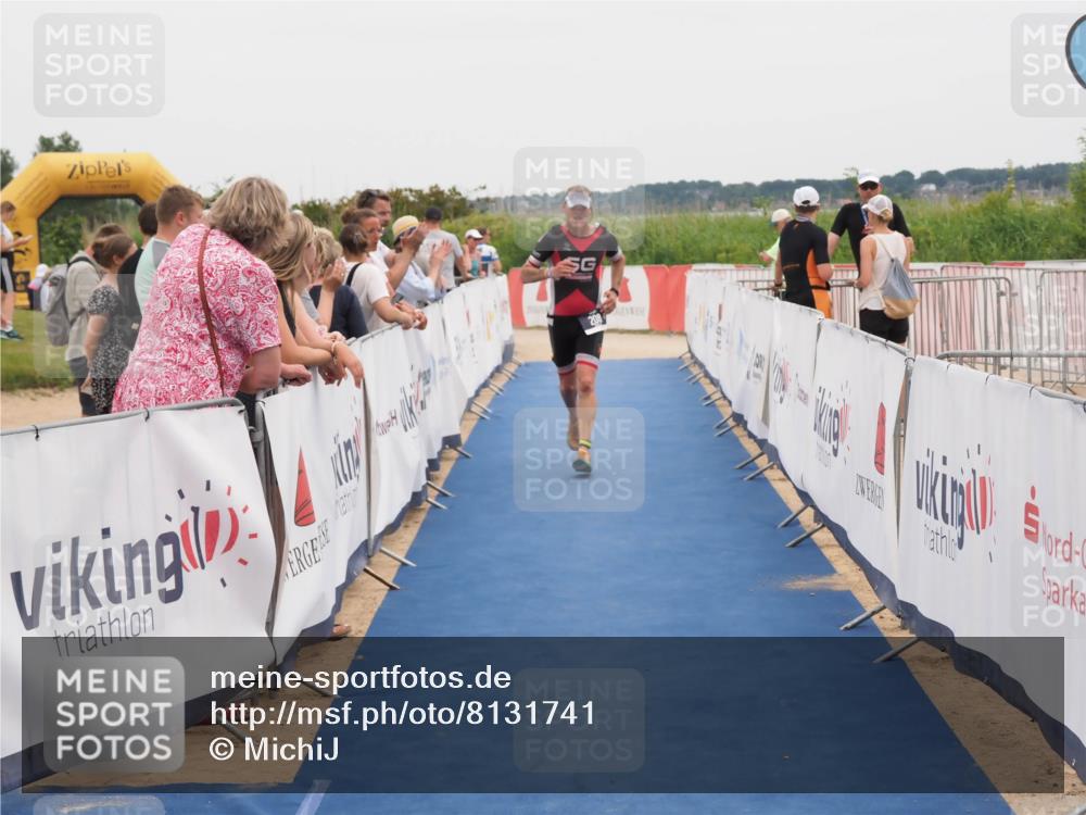 22.06.2025 - Viking Triathlon MichiJ http://msf.ph/oto/8131741 22.06.2025 15:41:20 Ziel 208 meine-sportfotos.de