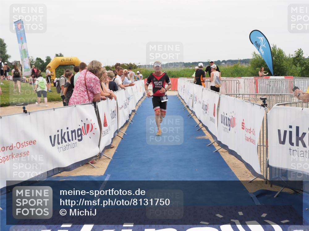 22.06.2025 - Viking Triathlon MichiJ http://msf.ph/oto/8131750 22.06.2025 15:41:21 Ziel 208 meine-sportfotos.de