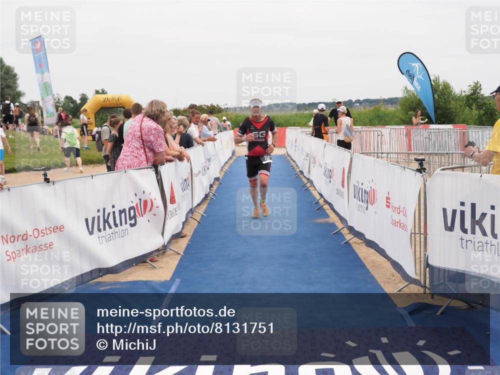 22.06.2025 - Viking Triathlon MichiJ http://msf.ph/oto/8131751 22.06.2025 15:41:21 Ziel 208 meine-sportfotos.de