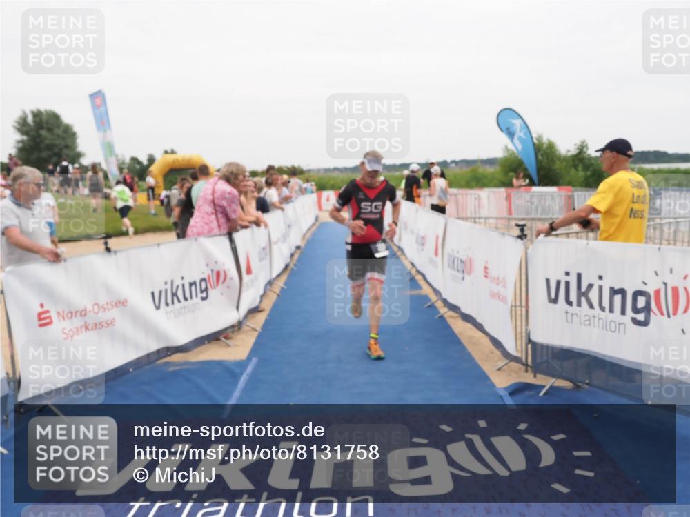 22.06.2025 - Viking Triathlon MichiJ http://msf.ph/oto/8131758 22.06.2025 15:41:22 Ziel 208 meine-sportfotos.de