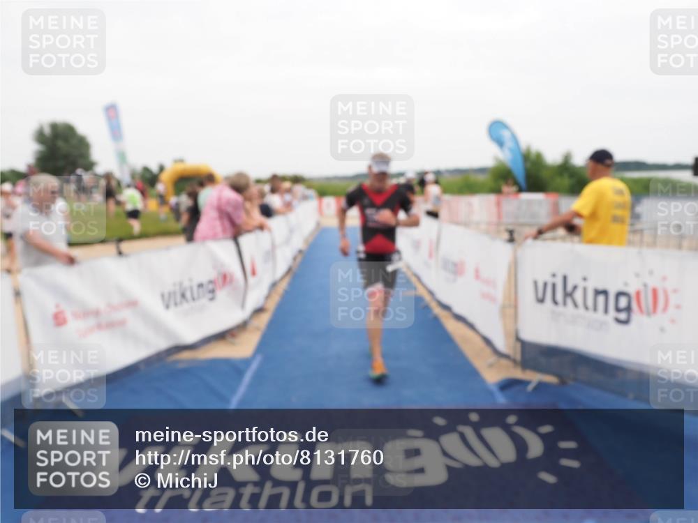 22.06.2025 - Viking Triathlon MichiJ http://msf.ph/oto/8131760 22.06.2025 15:41:22 Ziel 208 meine-sportfotos.de