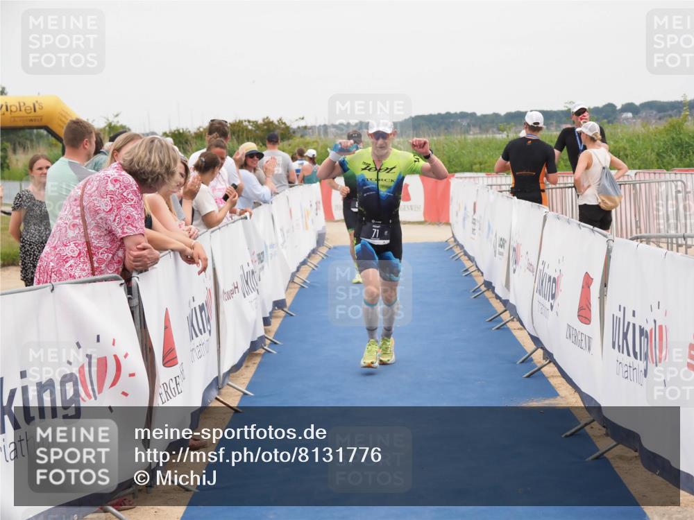 22.06.2025 - Viking Triathlon MichiJ http://msf.ph/oto/8131776 22.06.2025 15:41:30 Ziel 71, 505 meine-sportfotos.de