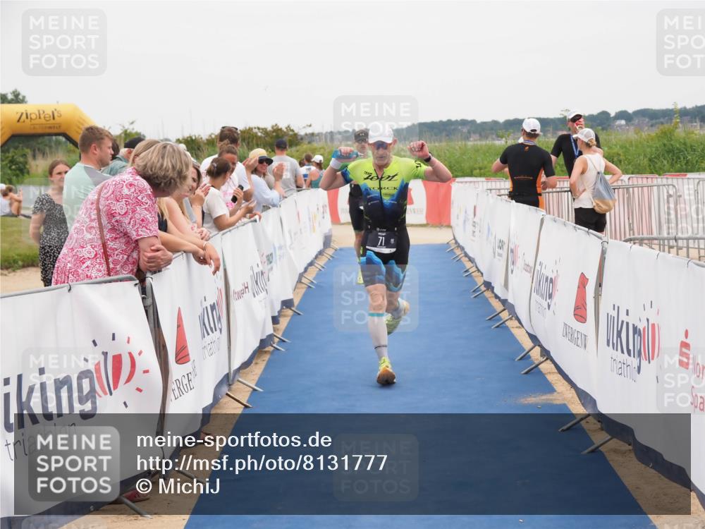22.06.2025 - Viking Triathlon MichiJ http://msf.ph/oto/8131777 22.06.2025 15:41:30 Ziel 71, 505 meine-sportfotos.de