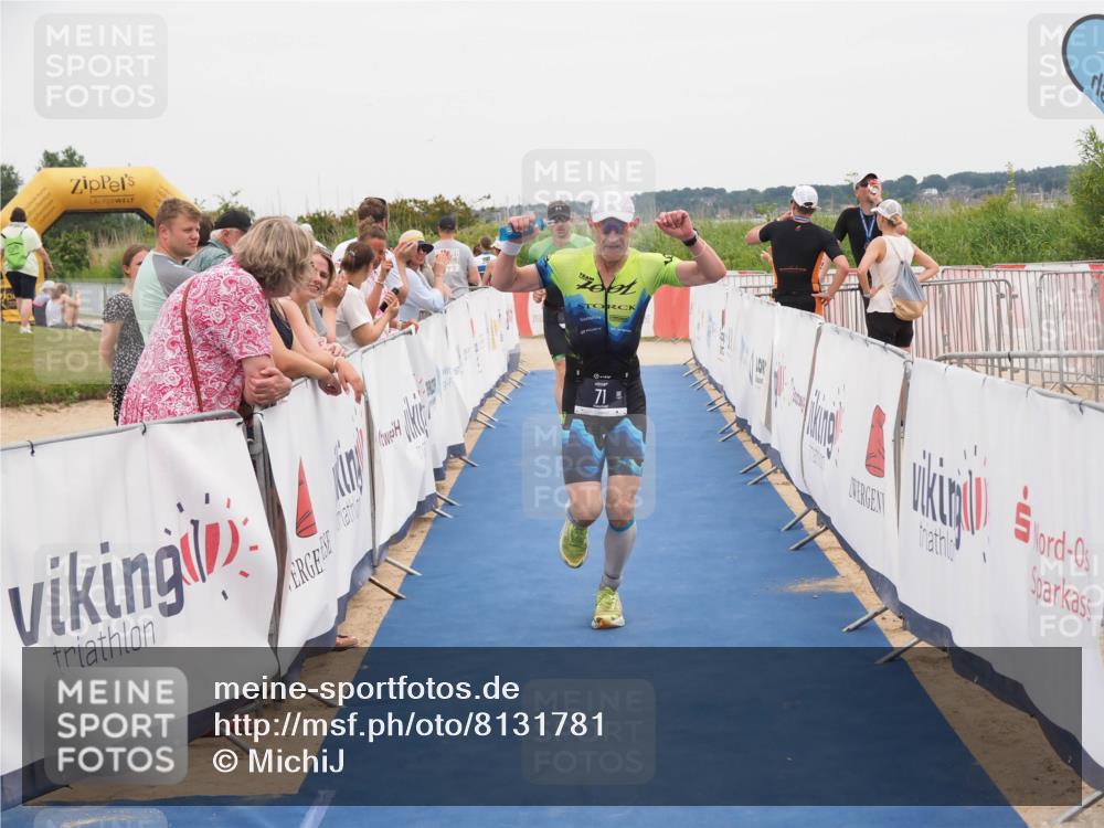 22.06.2025 - Viking Triathlon MichiJ http://msf.ph/oto/8131781 22.06.2025 15:41:30 Ziel 71, 505 meine-sportfotos.de