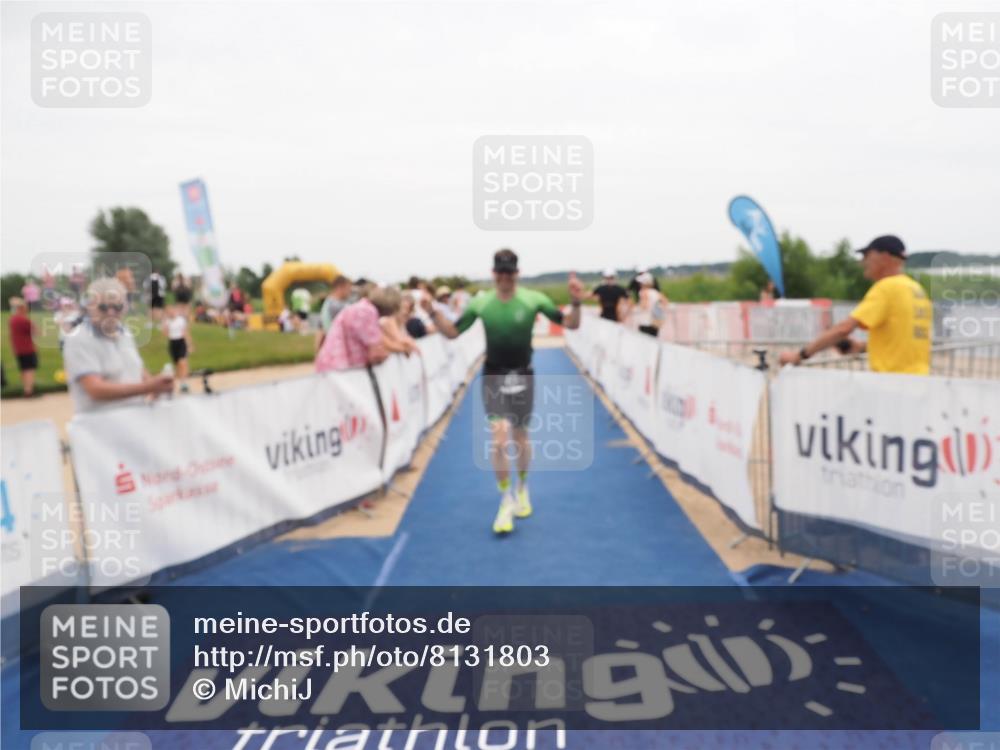 22.06.2025 - Viking Triathlon MichiJ http://msf.ph/oto/8131803 22.06.2025 15:41:33 Ziel 71, 505 meine-sportfotos.de