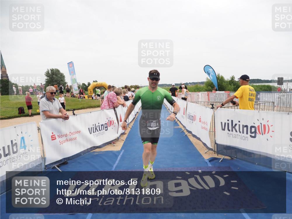 22.06.2025 - Viking Triathlon MichiJ http://msf.ph/oto/8131809 22.06.2025 15:41:34 Ziel 71, 505 meine-sportfotos.de