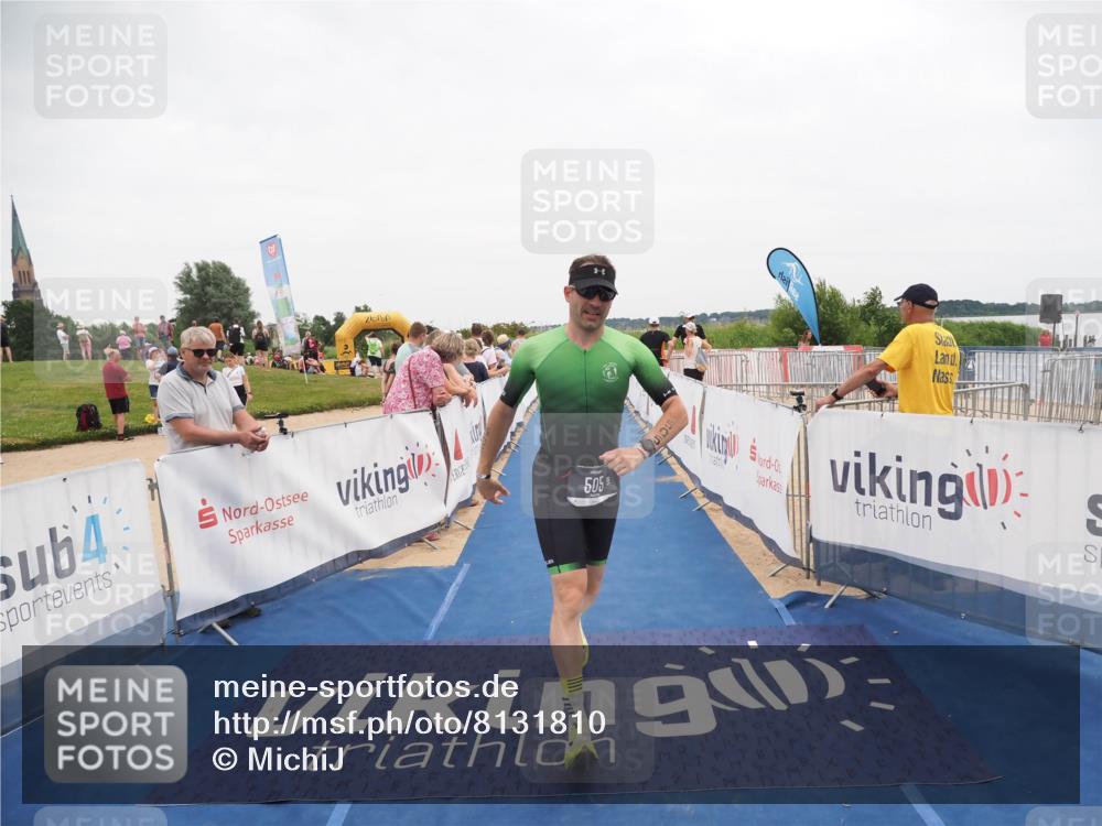 22.06.2025 - Viking Triathlon MichiJ http://msf.ph/oto/8131810 22.06.2025 15:41:34 Ziel 71, 505 meine-sportfotos.de