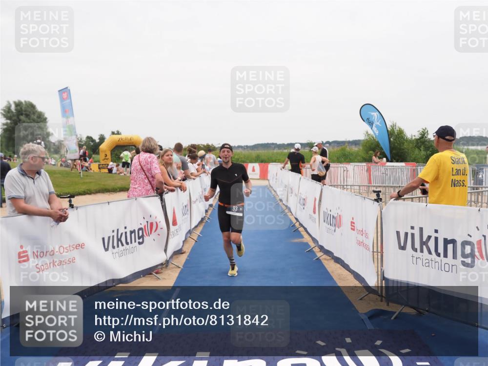 22.06.2025 - Viking Triathlon MichiJ http://msf.ph/oto/8131842 22.06.2025 15:41:47 Ziel 93 meine-sportfotos.de