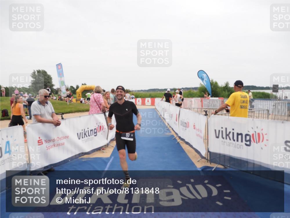 22.06.2025 - Viking Triathlon MichiJ http://msf.ph/oto/8131848 22.06.2025 15:41:47 Ziel 93 meine-sportfotos.de