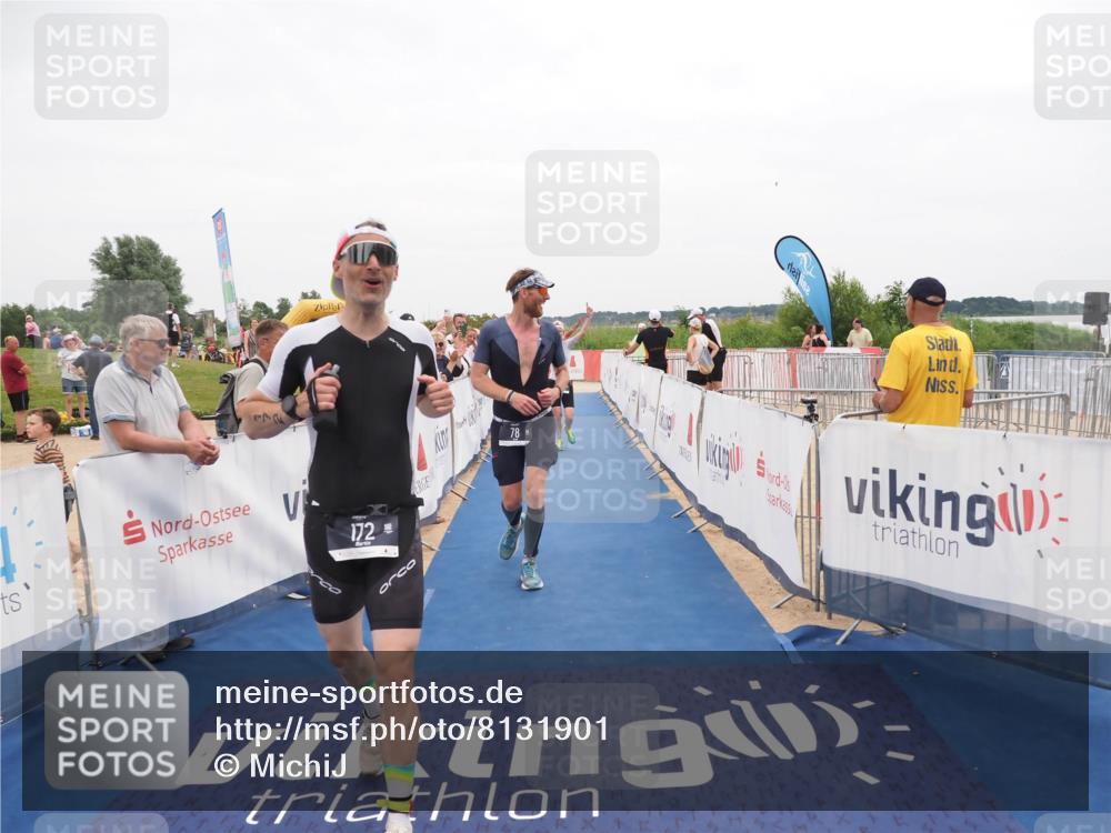 22.06.2025 - Viking Triathlon MichiJ http://msf.ph/oto/8131901 22.06.2025 15:42:18 Ziel 64, 78, 172, 182 meine-sportfotos.de