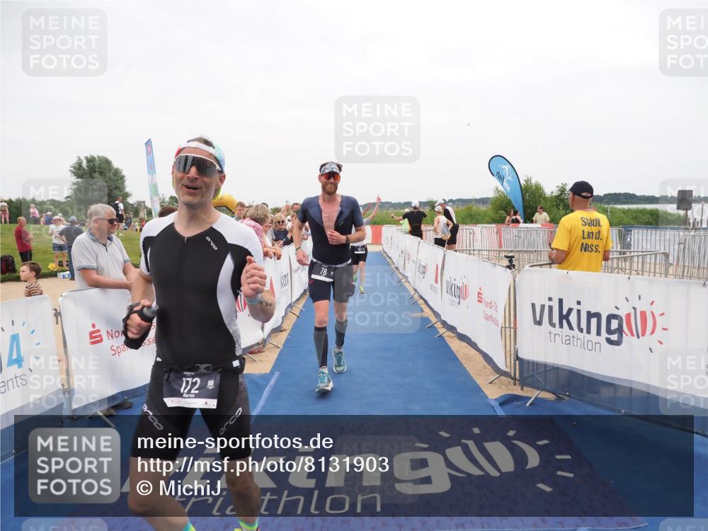 22.06.2025 - Viking Triathlon MichiJ http://msf.ph/oto/8131903 22.06.2025 15:42:18 Ziel 64, 78, 172, 182 meine-sportfotos.de