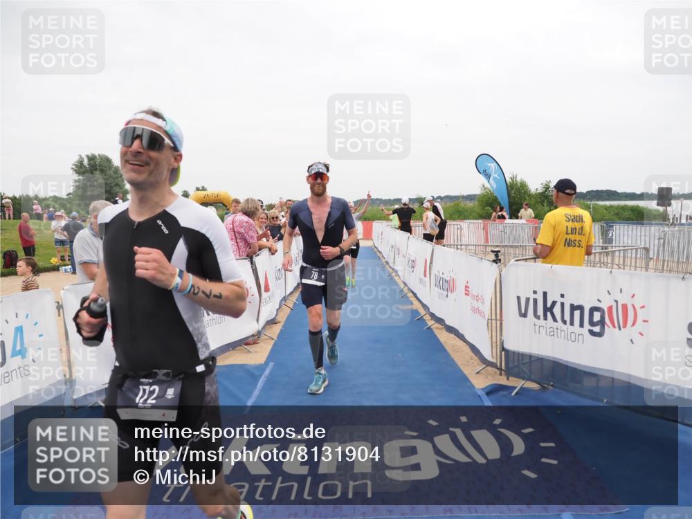 22.06.2025 - Viking Triathlon MichiJ http://msf.ph/oto/8131904 22.06.2025 15:42:18 Ziel 64, 78, 172, 182 meine-sportfotos.de