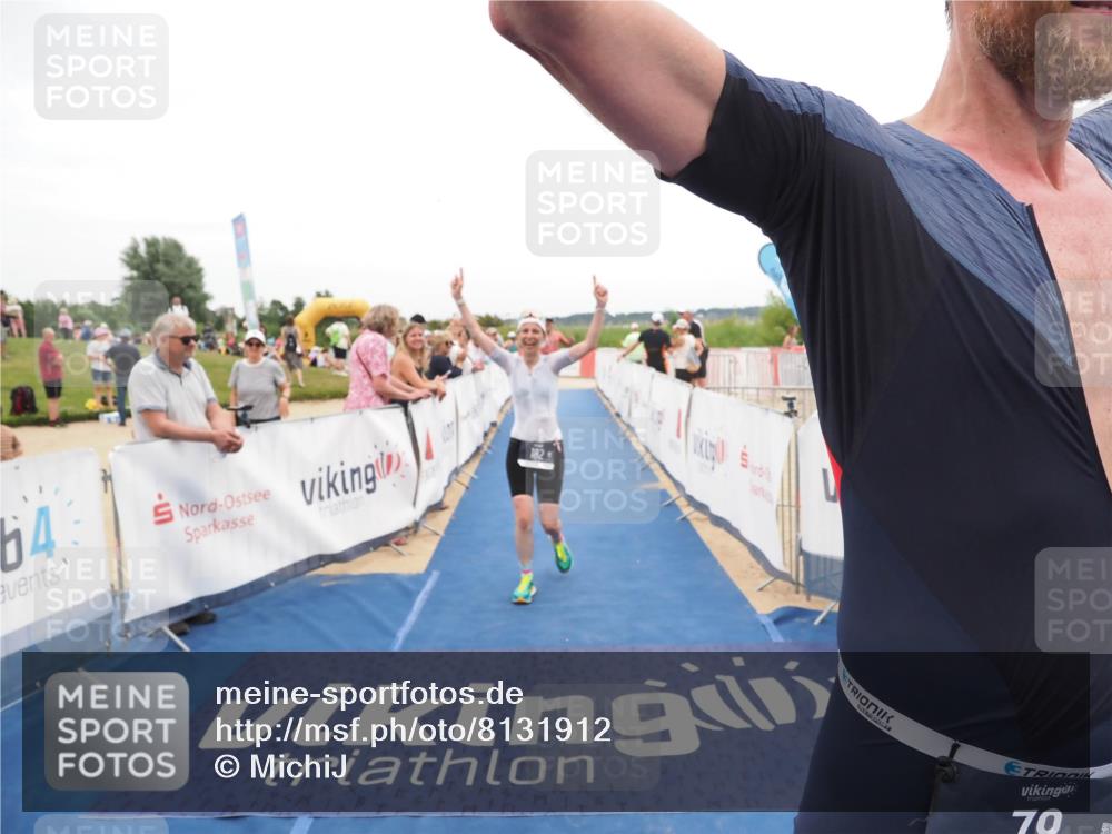 22.06.2025 - Viking Triathlon MichiJ http://msf.ph/oto/8131912 22.06.2025 15:42:20 Ziel 64, 78, 172, 182 meine-sportfotos.de