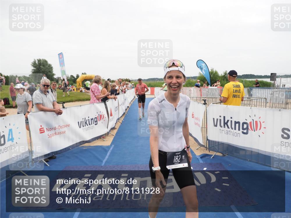 22.06.2025 - Viking Triathlon MichiJ http://msf.ph/oto/8131928 22.06.2025 15:42:22 Ziel 64, 78, 182 meine-sportfotos.de