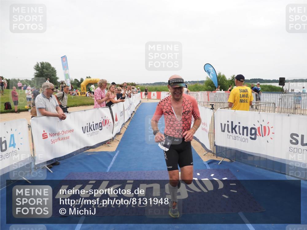 22.06.2025 - Viking Triathlon MichiJ http://msf.ph/oto/8131948 22.06.2025 15:42:25 Ziel 64, 182, 221 meine-sportfotos.de