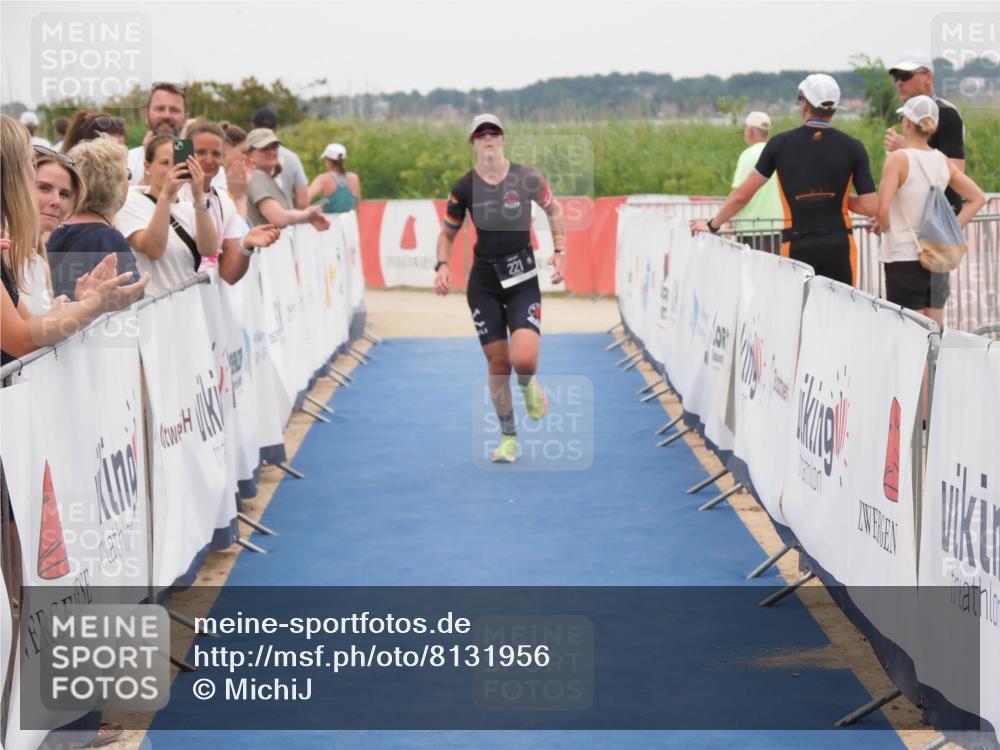 22.06.2025 - Viking Triathlon MichiJ http://msf.ph/oto/8131956 22.06.2025 15:42:29 Ziel 221 meine-sportfotos.de