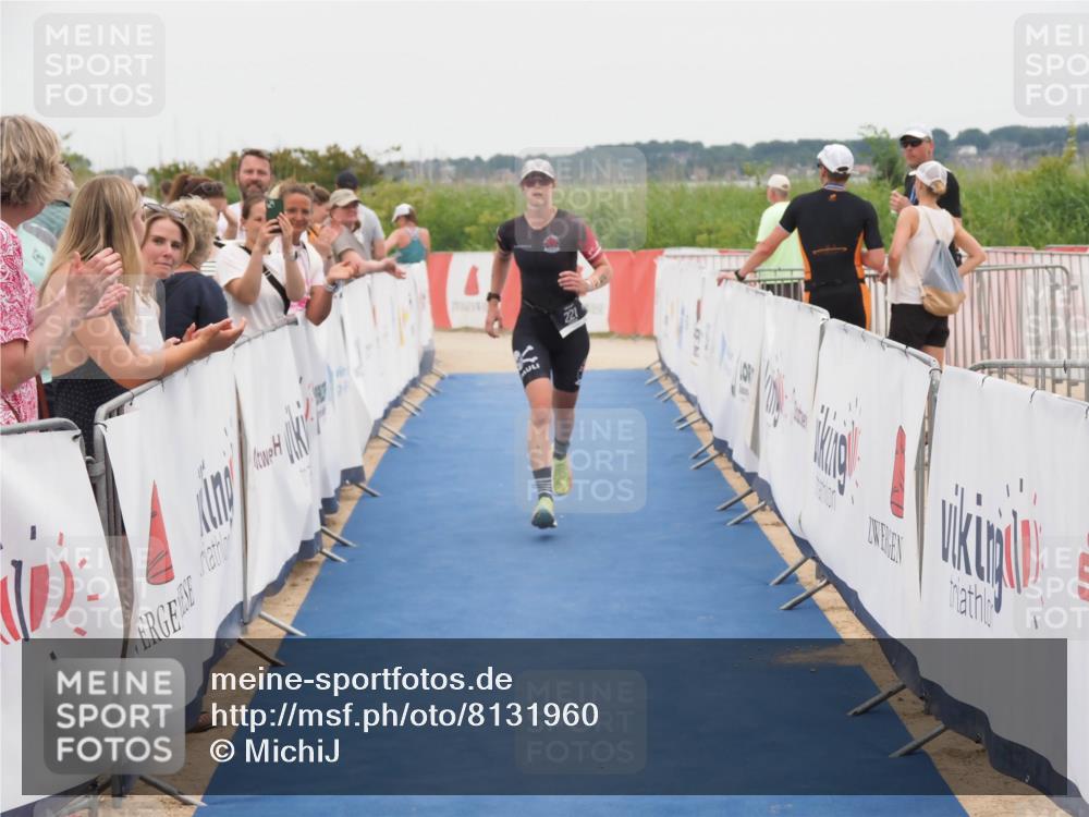 22.06.2025 - Viking Triathlon MichiJ http://msf.ph/oto/8131960 22.06.2025 15:42:30 Ziel 221 meine-sportfotos.de