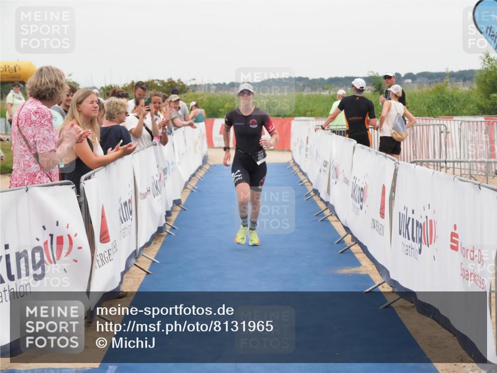 22.06.2025 - Viking Triathlon MichiJ http://msf.ph/oto/8131965 22.06.2025 15:42:30 Ziel 221 meine-sportfotos.de