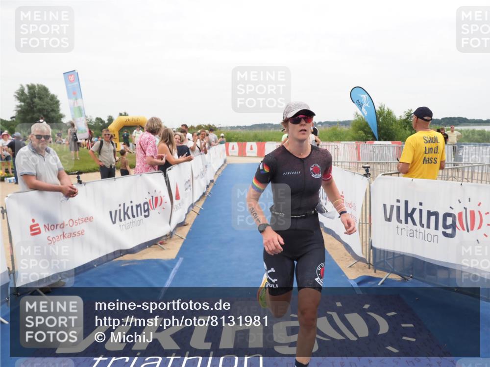 22.06.2025 - Viking Triathlon MichiJ http://msf.ph/oto/8131981 22.06.2025 15:42:32 Ziel 221 meine-sportfotos.de