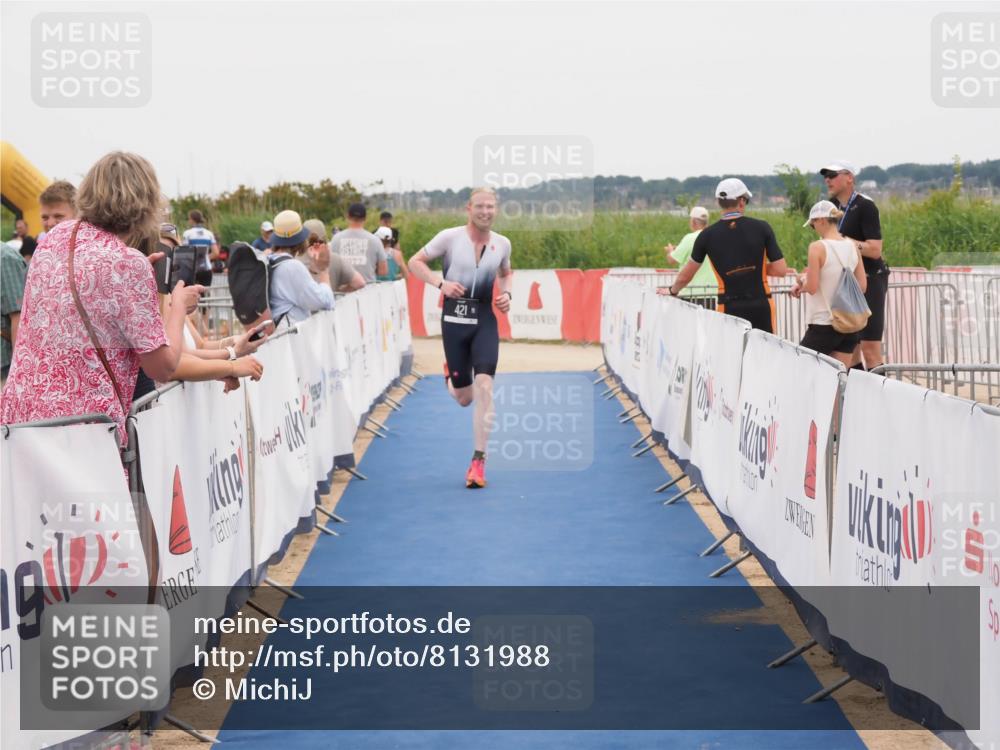 22.06.2025 - Viking Triathlon MichiJ http://msf.ph/oto/8131988 22.06.2025 15:42:47 Ziel 421 meine-sportfotos.de