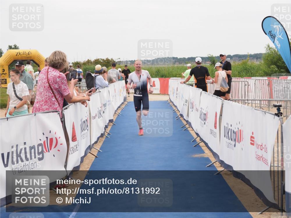 22.06.2025 - Viking Triathlon MichiJ http://msf.ph/oto/8131992 22.06.2025 15:42:47 Ziel 421 meine-sportfotos.de